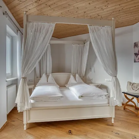 Hotel Berghaus Rosengarten 3*